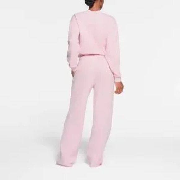 SKIMS Cotton Fleece Women's Pink Lounge Set in Cherry Blossom XL; bottoms NWT - Picture 2 of 6